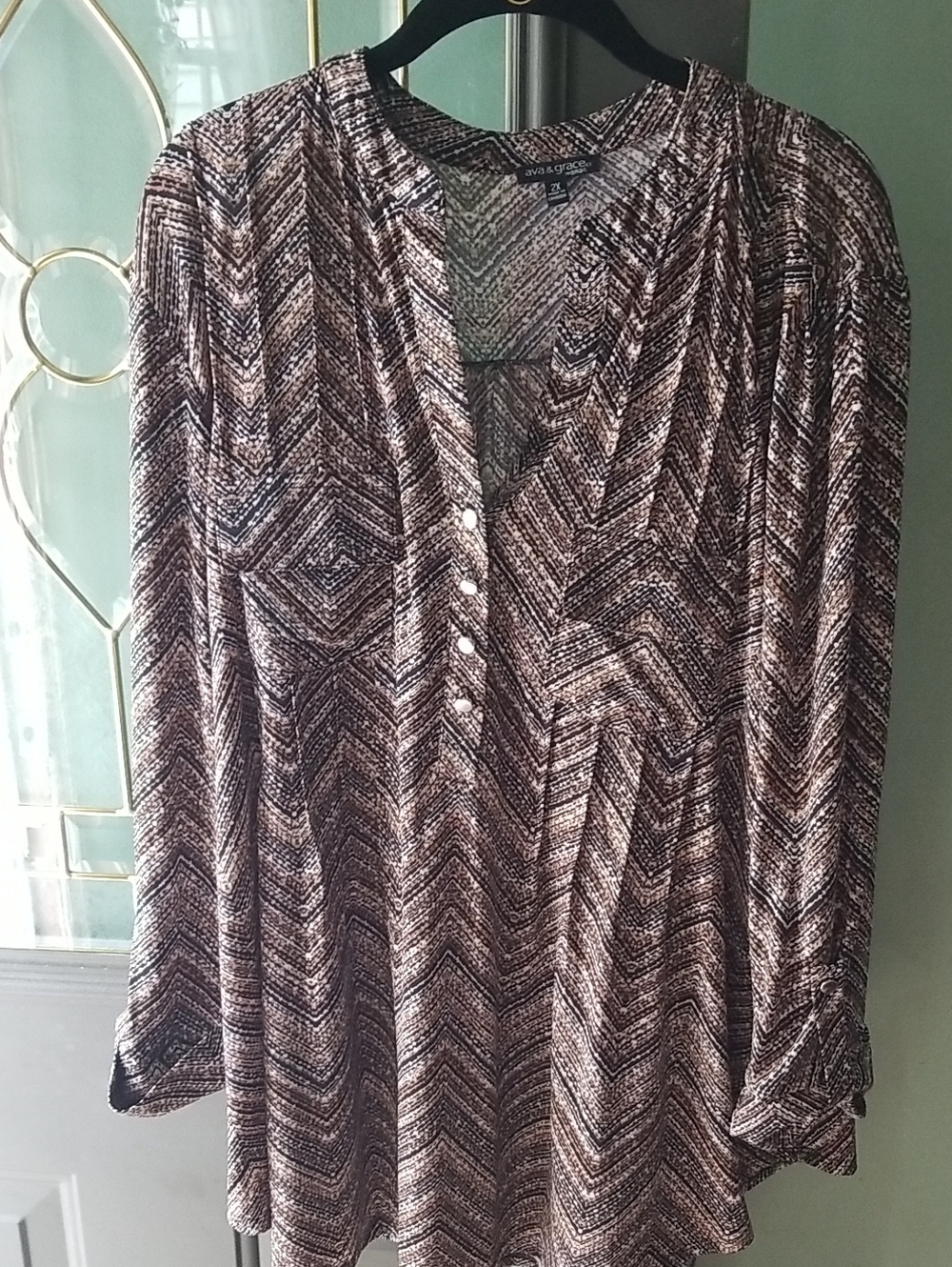 Ava & Viv Brown Chevron-Pattern V-Neck Button Tunic